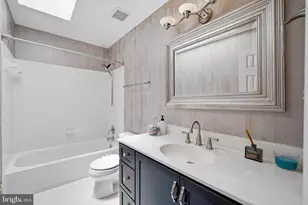 14440 Stonebridge View Dr, Gaithersburg, MD 20878 - Photo 30