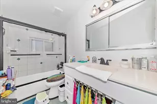 11412 Fairoak Dr, Silver Spring, MD 20902 - Photo 40