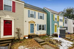 10514 Bounty Cove Ct, North Potomac, MD 20878 - Photo 2