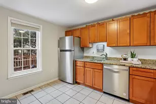 10514 Bounty Cove Ct, North Potomac, MD 20878 - Photo 10