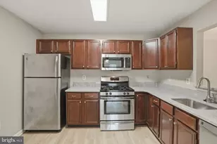 15301 Diamond Cove Terrace, Rockville, MD 20850 - Photo 10