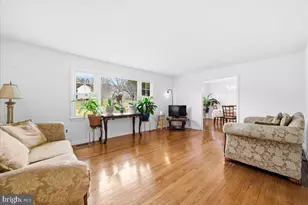 8709 Hawkins Creamery Rd, Gaithersburg, MD 20882 - Photo 14