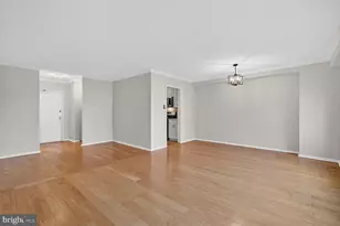 4515 Willard Ave, Chevy Chase, MD 20815 - Photo 6