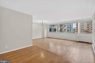 4515 Willard Ave, Chevy Chase, MD 20815 - Photo 2