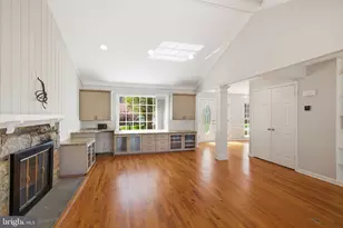 5 Canfield Ct, Potomac, MD 20854 - Photo 8