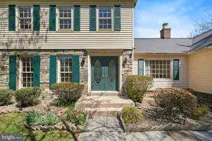 5 Canfield Ct, Potomac, MD 20854 - Photo 4