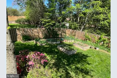 9201 Copenhaver Drive, Potomac, MD 20854 - Photo 40