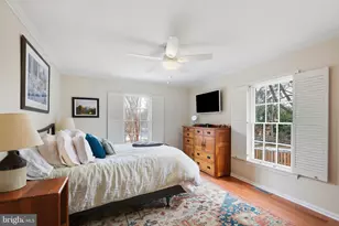 9201 Copenhaver Dr, Potomac, MD 20854 - Photo 18