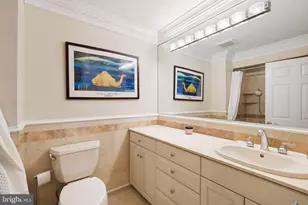 9201 Copenhaver Dr, Potomac, MD 20854 - Photo 22