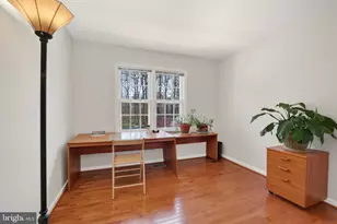 6 Bentridge Ct, Potomac, MD 20854 - Photo 22