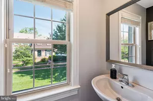 11030 Wickshire Way, North Bethesda, MD 20852 - Photo 8