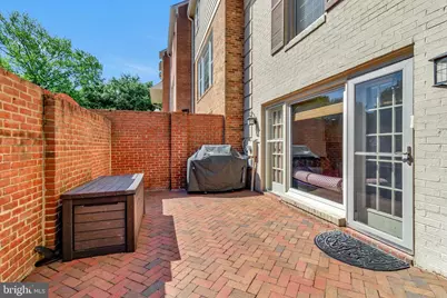 11030 Wickshire Way #B-1, North Bethesda, MD 20852 - Photo 4