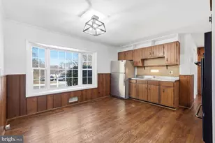 835 Bowie Rd, Rockville, MD 20852 - Photo 6