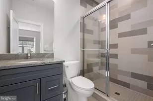 6405 Wilmett Rd, Bethesda, MD 20817 - Photo 40