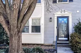 19117 Partridge Wood Dr, Germantown, MD 20874 - Photo 2