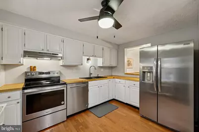 19117 Partridge Wood Drive, Germantown, MD 20874 - Photo 10