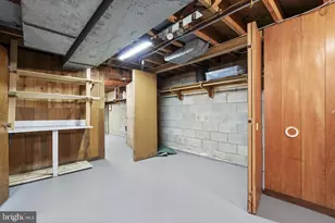 909 First St, Rockville, MD 20850 - Photo 40