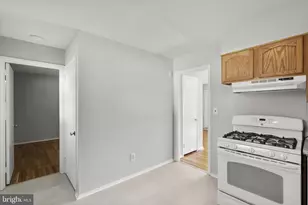 909 First St, Rockville, MD 20850 - Photo 14
