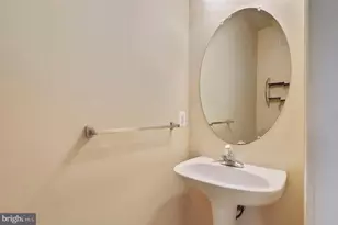 680 Orchard Ridge Dr, Gaithersburg, MD 20878 - Photo 6