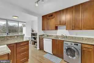 7333 New Hampshire Ave, Takoma Park, MD 20912 - Photo 8