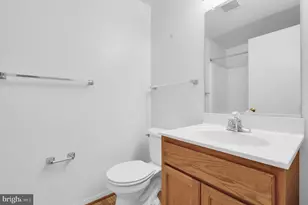 19625 Gunners Branch Rd, Germantown, MD 20876 - Photo 16