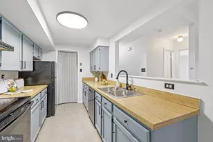 20661 Shadyside Way, Germantown, MD 20874 - Photo 6