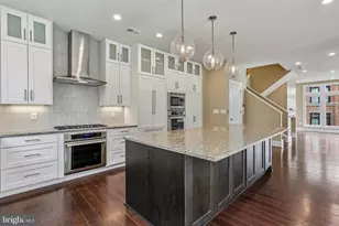 3675 Chevy Chase Lake Dr, Chevy Chase, MD 20815 - Photo 10