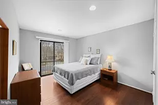 2519 Oakenshield Dr, Rockville, MD 20854 - Photo 12
