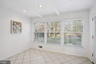 11509 Farmland Dr, North Bethesda, MD 20852 - Photo 12