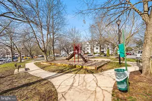 12901 Churchill Ridge Cir, Germantown, MD 20874 - Photo 40