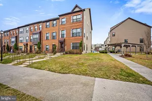 22654 Observation Dr, Clarksburg, MD 20871 - Photo 2