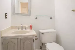 4073 Norbeck Square Dr, Rockville, MD 20853 - Photo 10