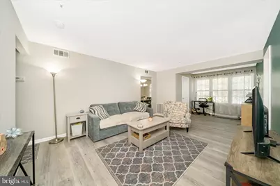 2513 McVeary Ct . #10AC, Silver Spring, MD 20906 - Photo 8