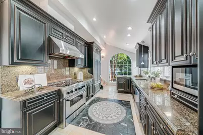 4817 Chevy Chase Boulevard, Chevy Chase, MD 20815 - Photo 18