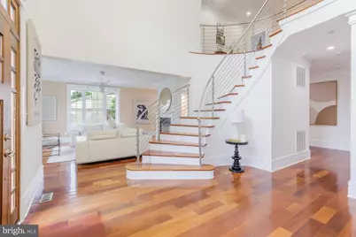 9715 Singleton Drive, Bethesda, MD 20817 - Photo 4