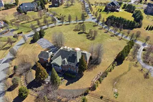 12600 Hill Creek Ln, Potomac, MD 20854 - Photo 102