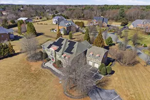 12600 Hill Creek Ln, Potomac, MD 20854 - Photo 100