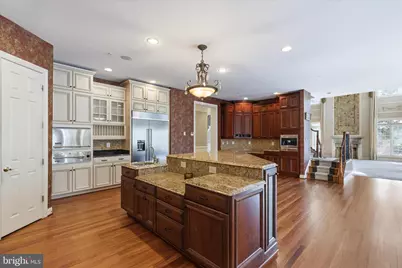 12600 Hill Creek Lane, Potomac, MD 20854 - Photo 22