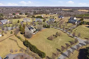 12600 Hill Creek Ln, Potomac, MD 20854 - Photo 104