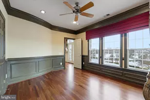 12600 Hill Creek Ln, Potomac, MD 20854 - Photo 46
