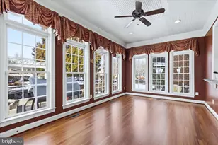 12600 Hill Creek Ln, Potomac, MD 20854 - Photo 20