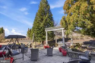 12600 Hill Creek Ln, Potomac, MD 20854 - Photo 94
