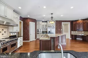 12600 Hill Creek Ln, Potomac, MD 20854 - Photo 22