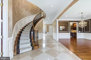 12600 Hill Creek Ln, Potomac, MD 20854 - Photo 4