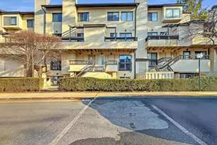 18413 Bishopstone Ct, Gaithersburg, MD 20886 - Photo 2