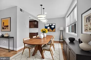 10428 Rockville Pik, Rockville, MD 20852 - Photo 2