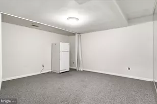 16 Maplewood Park Ct, Bethesda, MD 20814 - Photo 32