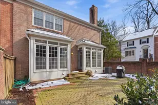 16 Maplewood Park Ct, Bethesda, MD 20814 - Photo 34