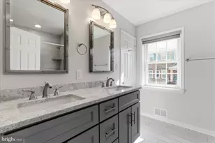 16 Maplewood Park Ct, Bethesda, MD 20814 - Photo 24