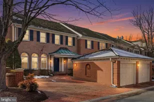 16 Maplewood Park Ct, Bethesda, MD 20814 - Photo 1